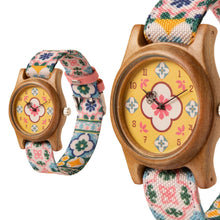 Muatkan imej ke dalam penonton Galeri, Mini Loca Jati Tegel Pesona &amp; Tegel Pesona Canvas Strap
