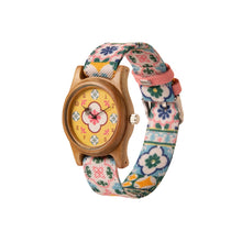 Muatkan imej ke dalam penonton Galeri, Mini Loca Jati Tegel Pesona &amp; Tegel Pesona Canvas Strap
