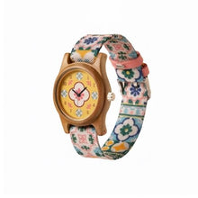 Muatkan imej ke dalam penonton Galeri, Mini Loca Jati Tegel Pesona &amp; Tegel Pesona Canvas Strap

